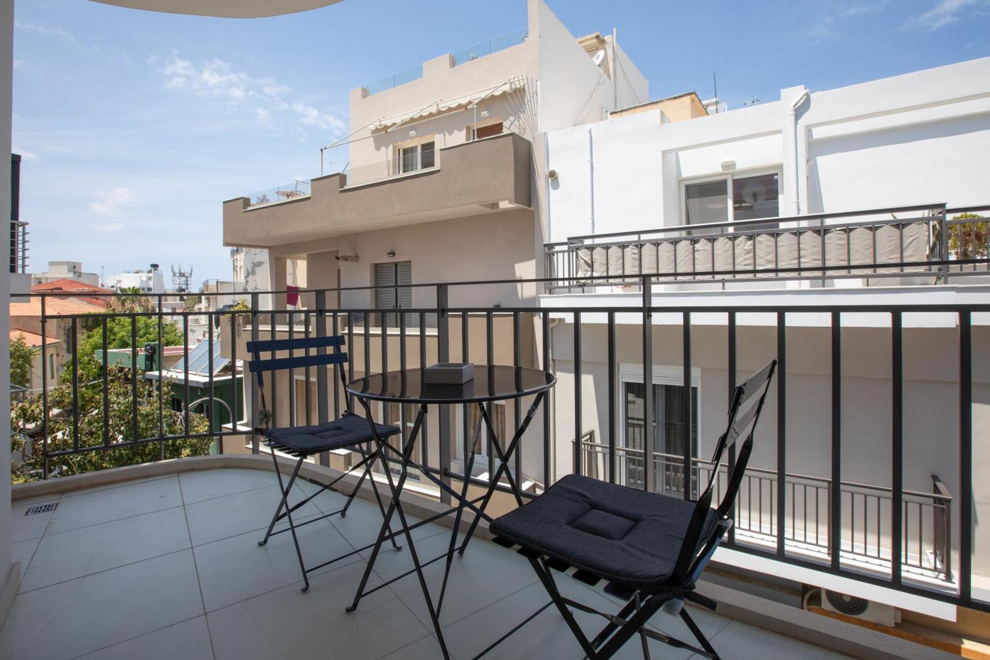 Griffin Suites Heraklion  Bagian luar foto
